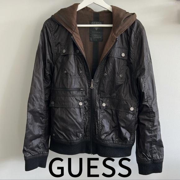 🔥🔥🔥Guess Black Windbreaker Sporty  Jacket with excellent condition - Picture 1 of 8